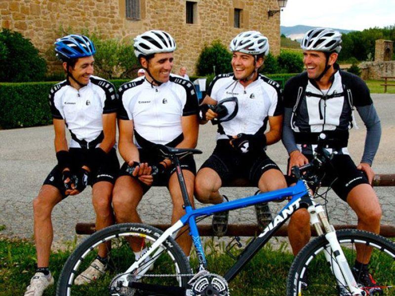 David Bisbal, junto a Indurain y mas deportistas de elite